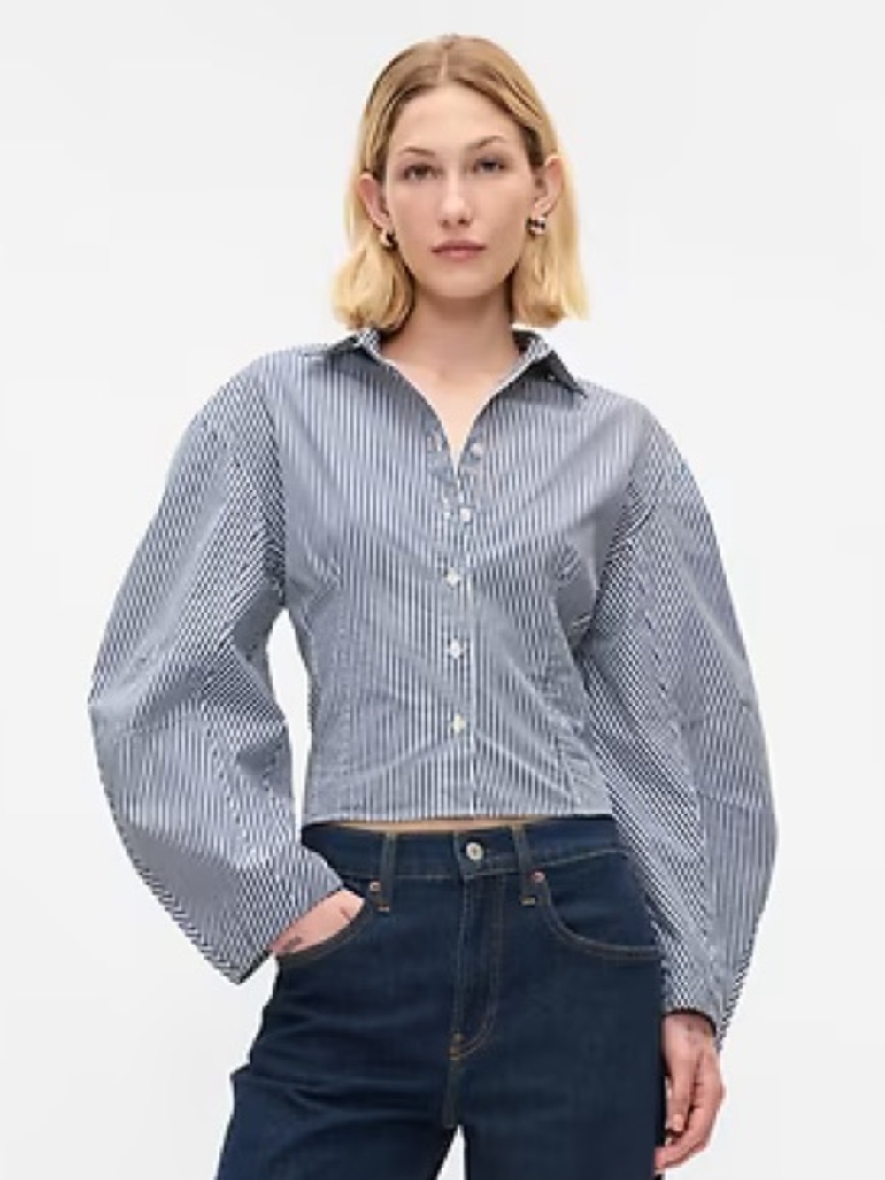 GAP Organic Cotton Barrel Sleeve Cropped Shirt